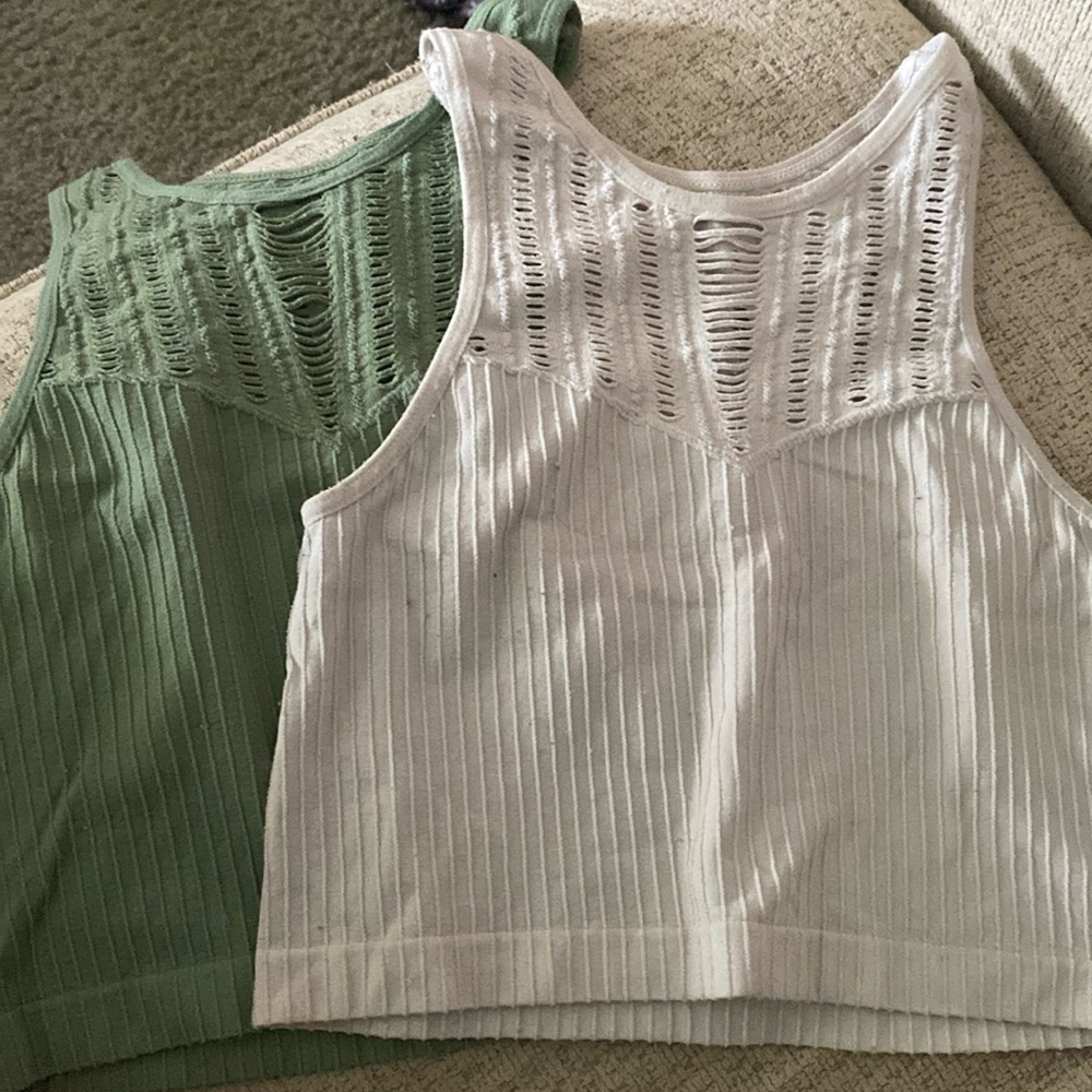 Crop top